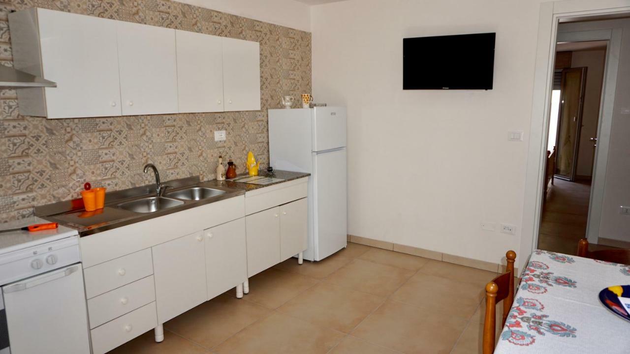 Appartamenti Torre Lapillo Esterno foto